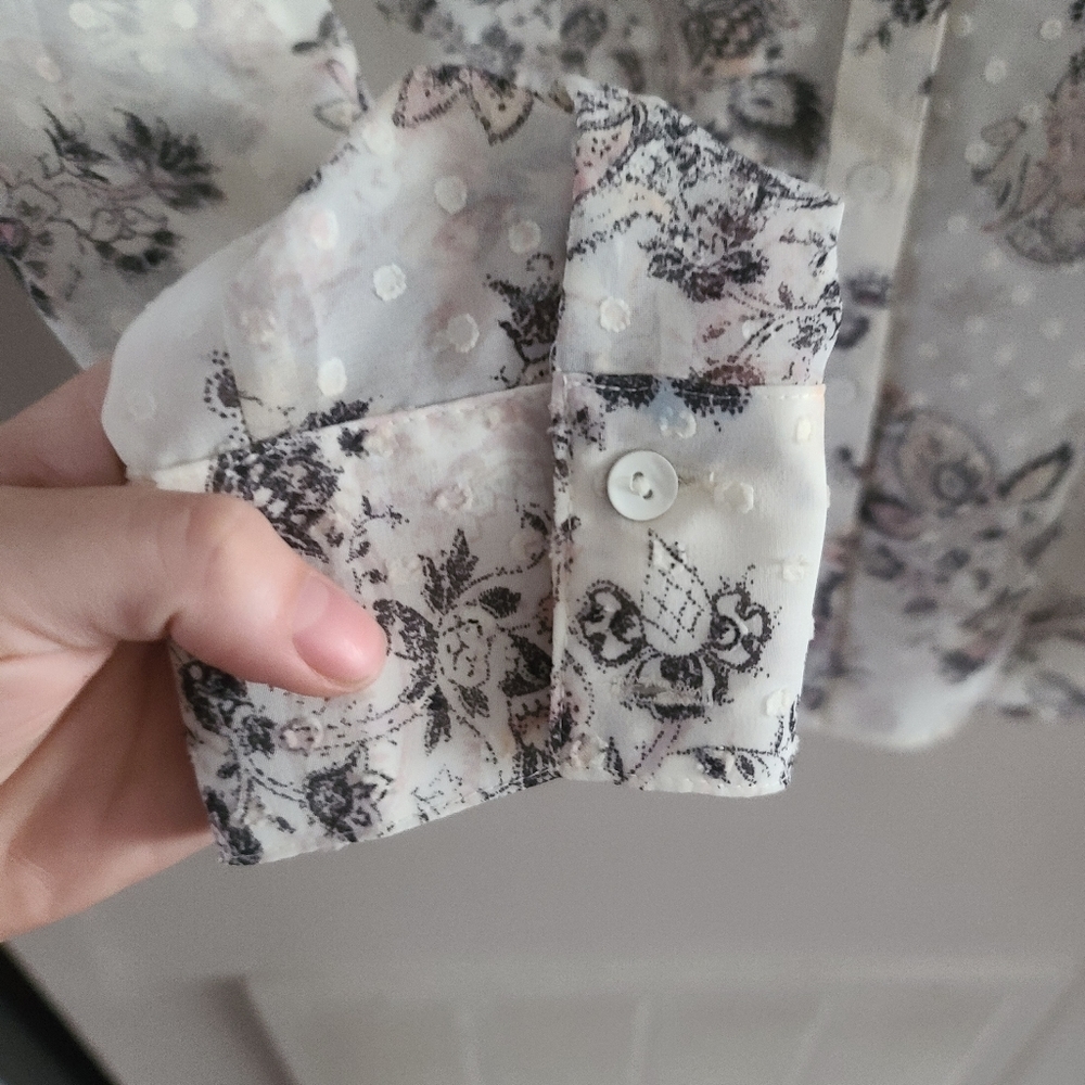 Express Button Up - Picture 9 of 9